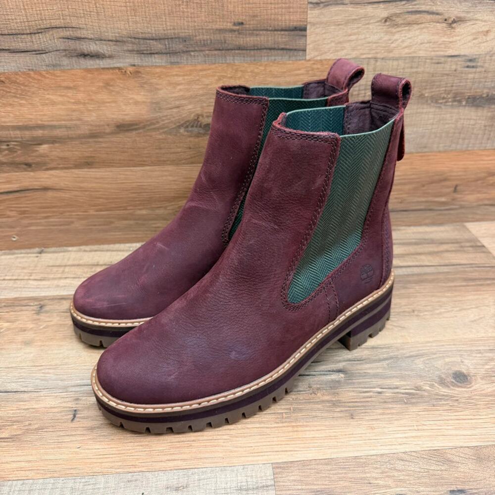 Timberland Courmayeur Valley women Size 7.5 Chelsea Boots  Nubuck Booties Wheat